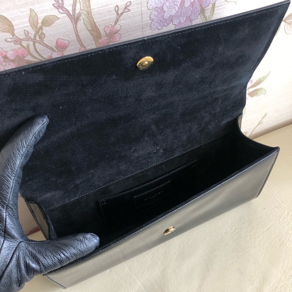 SOLD Authentic YSL Saint Laurent Cassandre Clutch - Picture 7 of 8